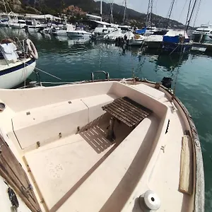 Relax Sea Hotel en barco Les Botigues de Sitges